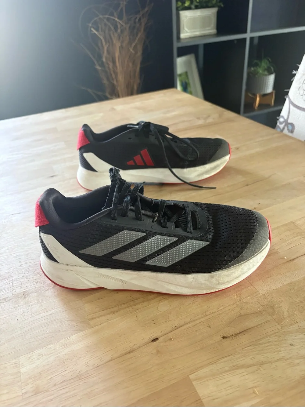 Adidas tennis shoes